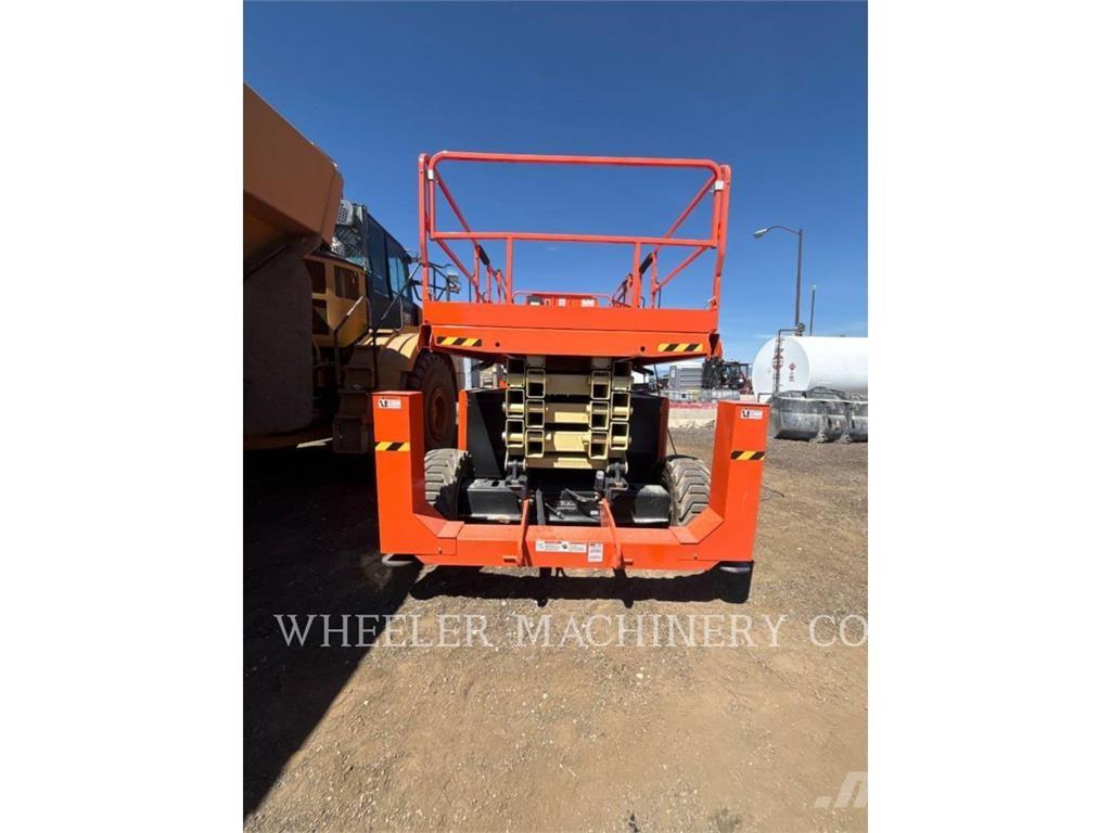 JLG RT4394 Piattaforme a pantografo