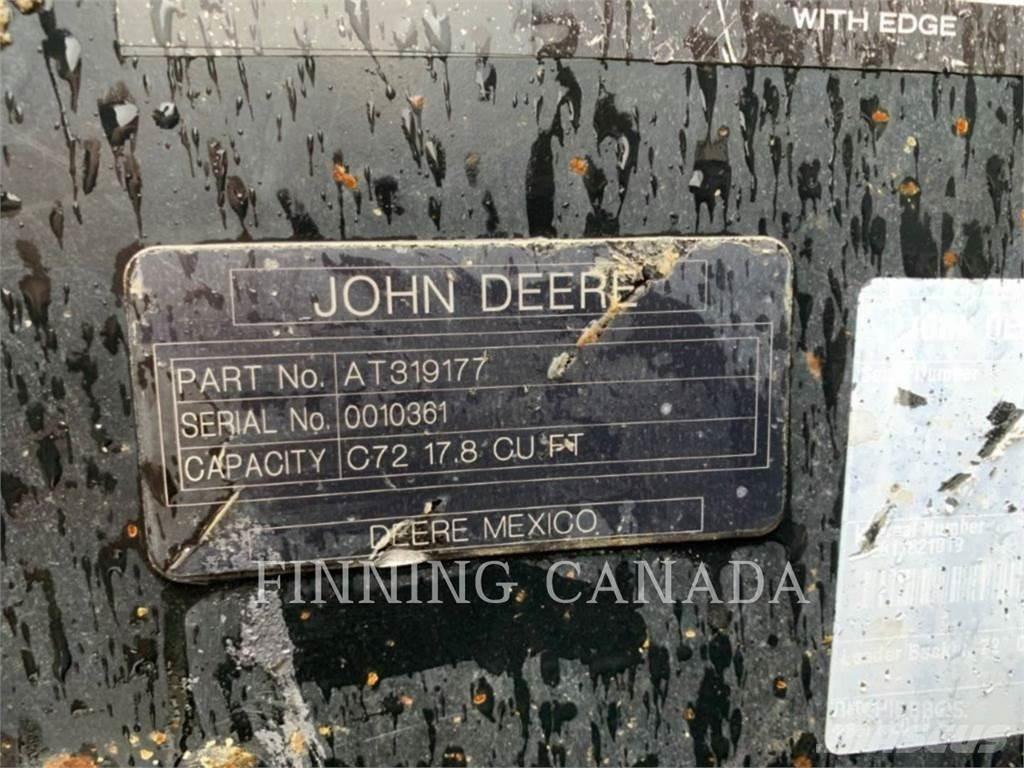 John Deere 317G Pale cingolate