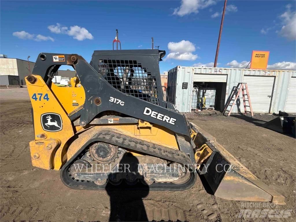 John Deere 317G CTL Pale cingolate
