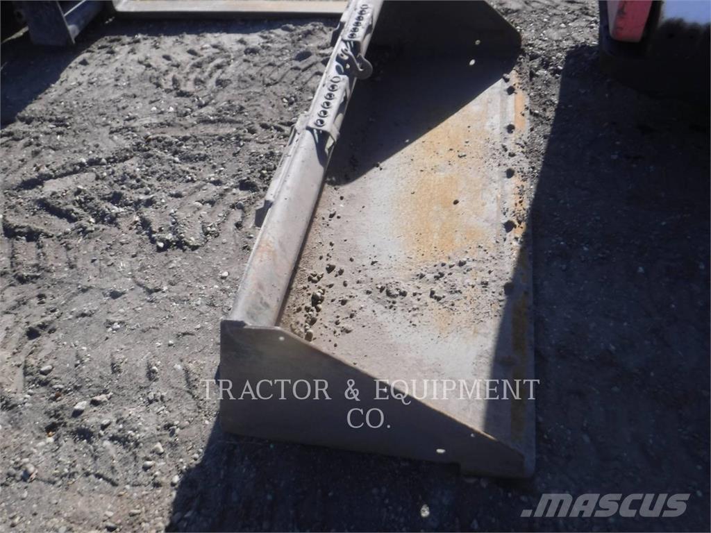 John Deere 320E Mini Pale Gommate