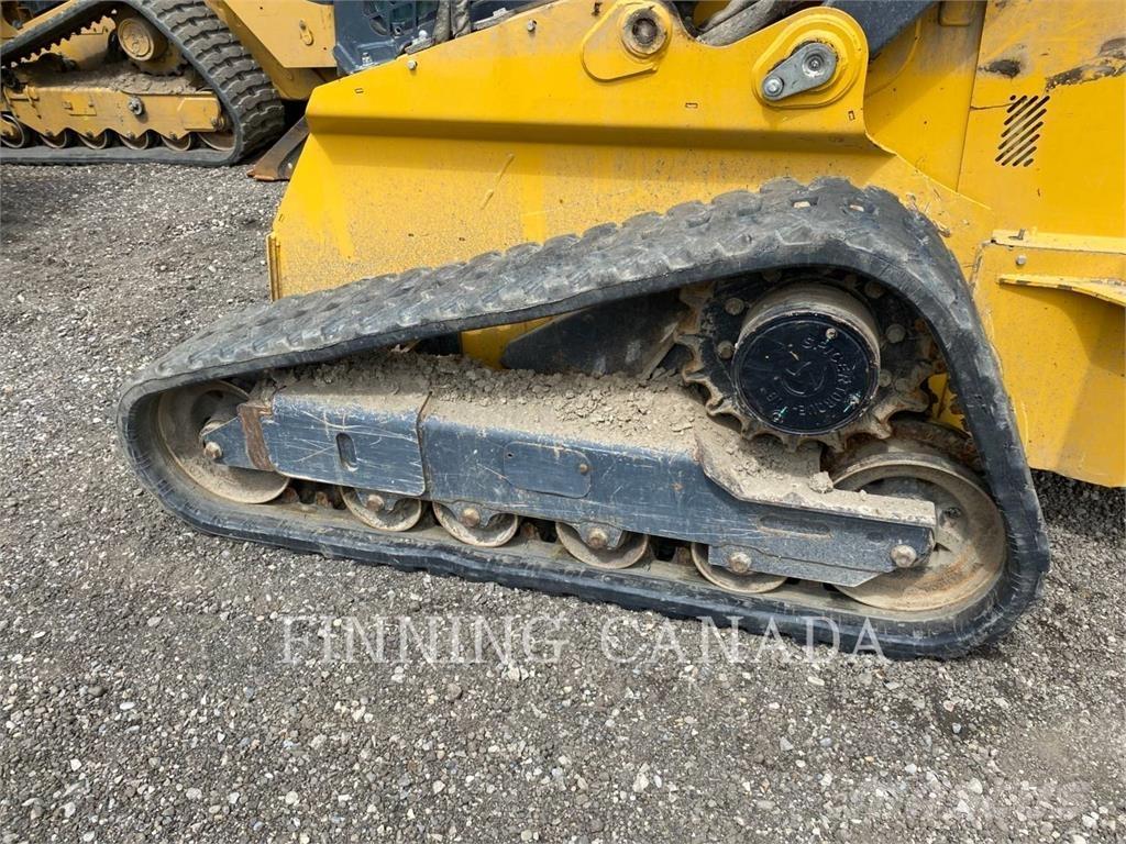 John Deere 325G Pale cingolate