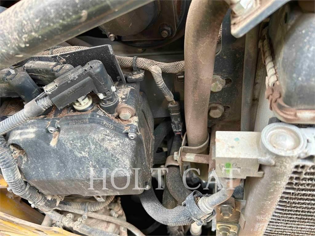 John Deere 333G Pale cingolate