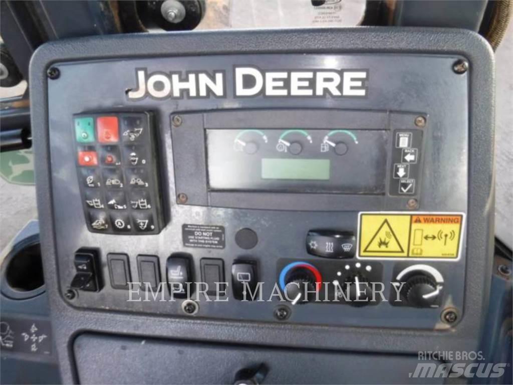 John Deere 410L Terne
