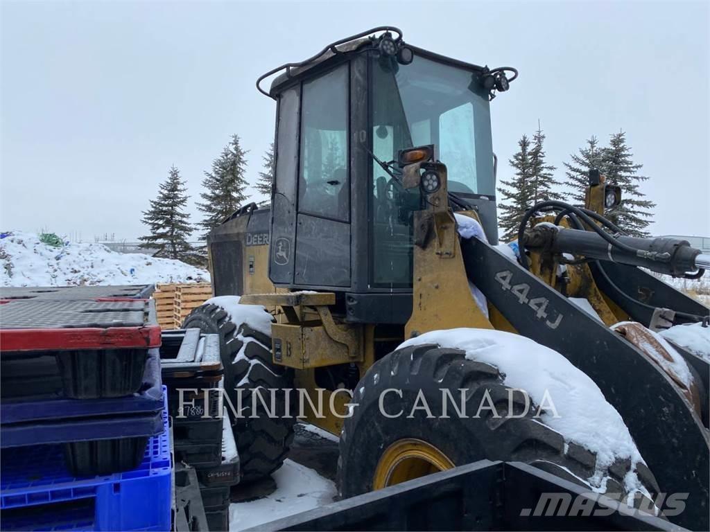 John Deere 444J Pale gommate