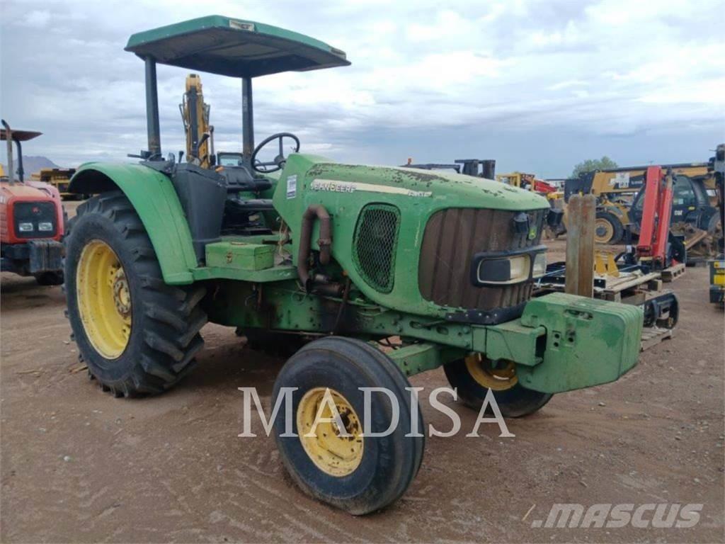 John Deere 6415 Trattori