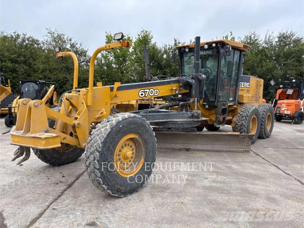 John Deere 670 Motorgraders