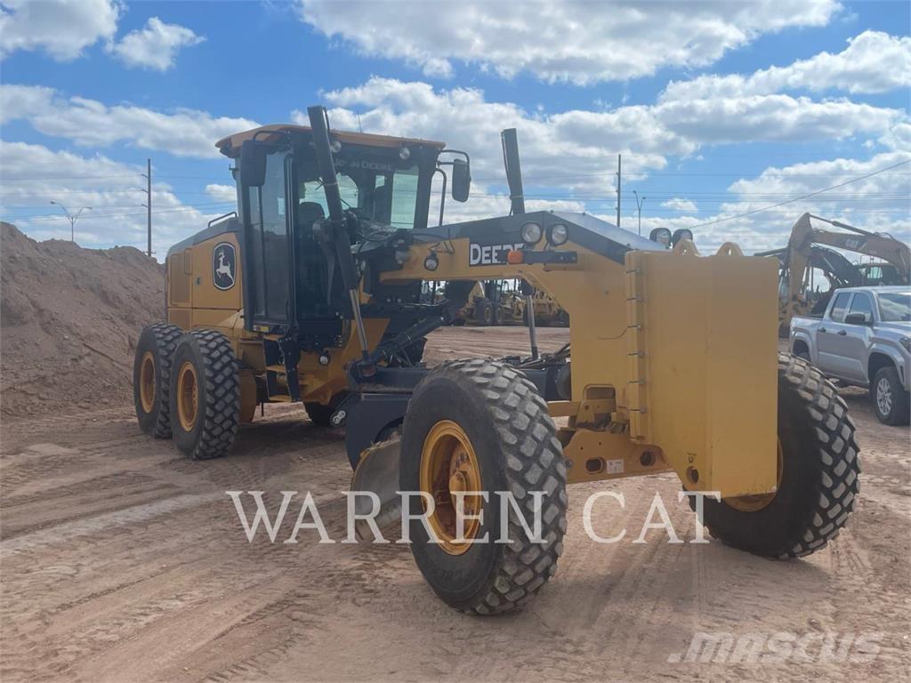 John Deere 670 Motorgraders