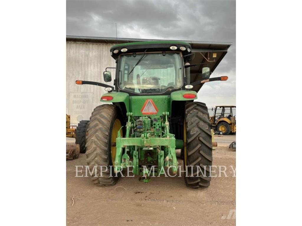 John Deere 7215R Trattori