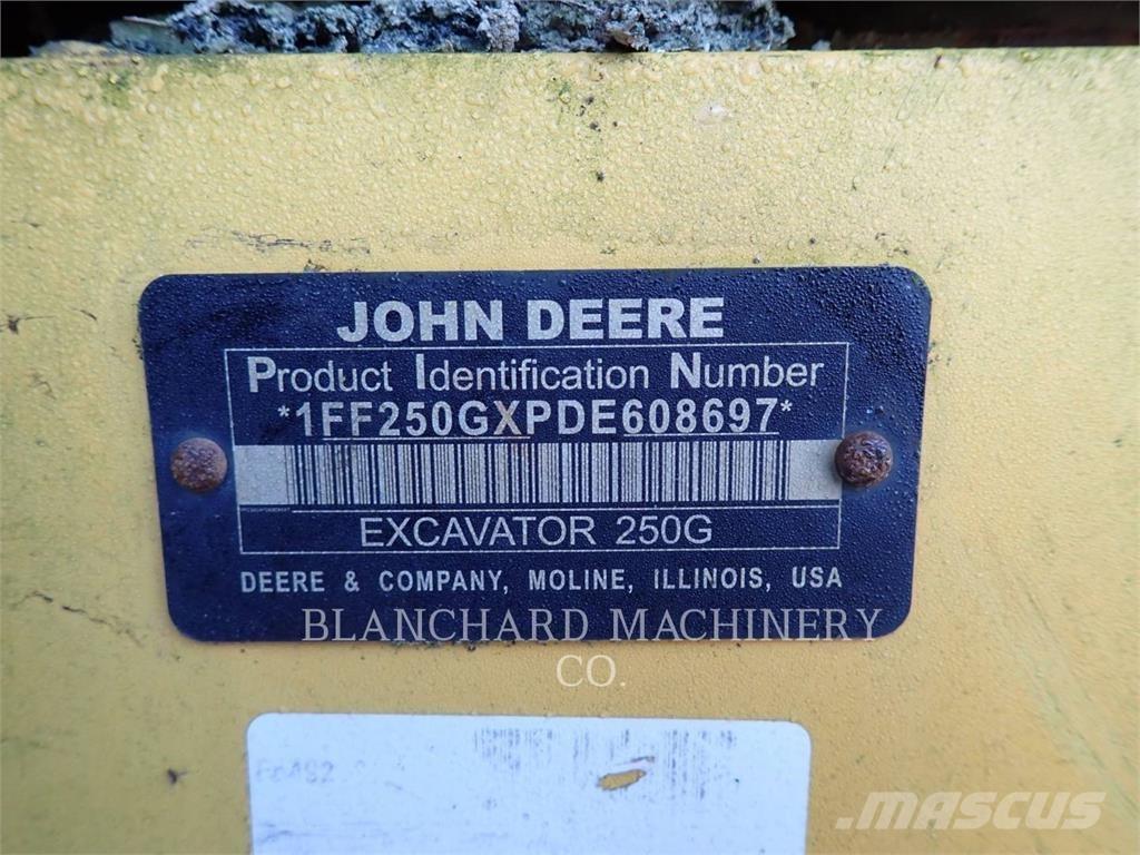 John Deere & CO. 250G LC Escavatori cingolati