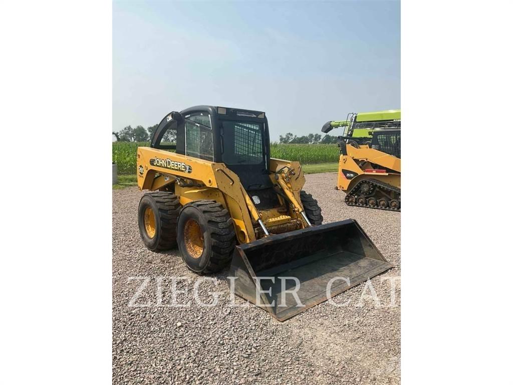 John Deere & CO. 260 Mini Pale Gommate