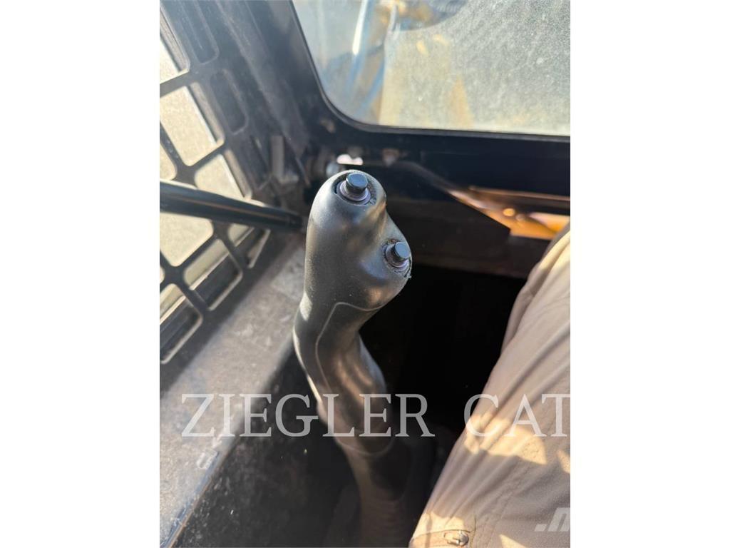 John Deere & CO. 270 Mini Pale Gommate