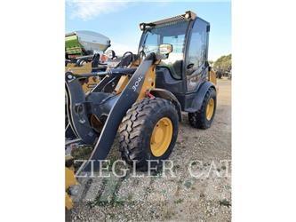 John Deere & CO. 304L Pale gommate