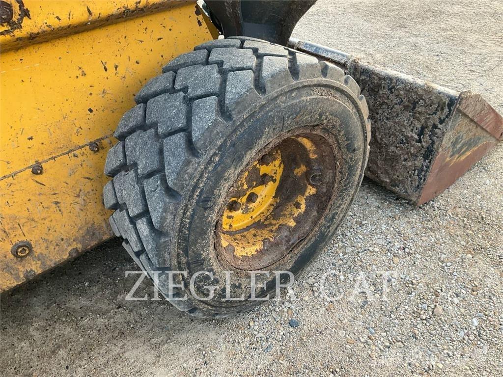 John Deere & CO. 330G Pale cingolate