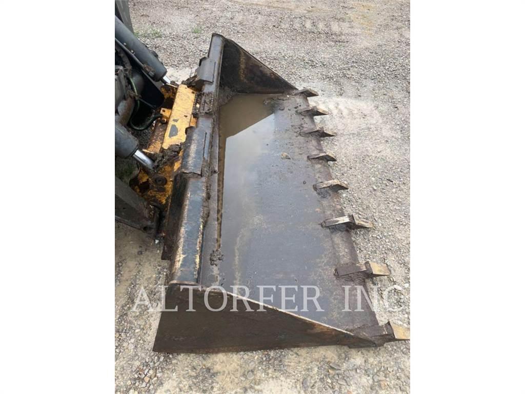John Deere & CO. 331G Mini Pale Gommate