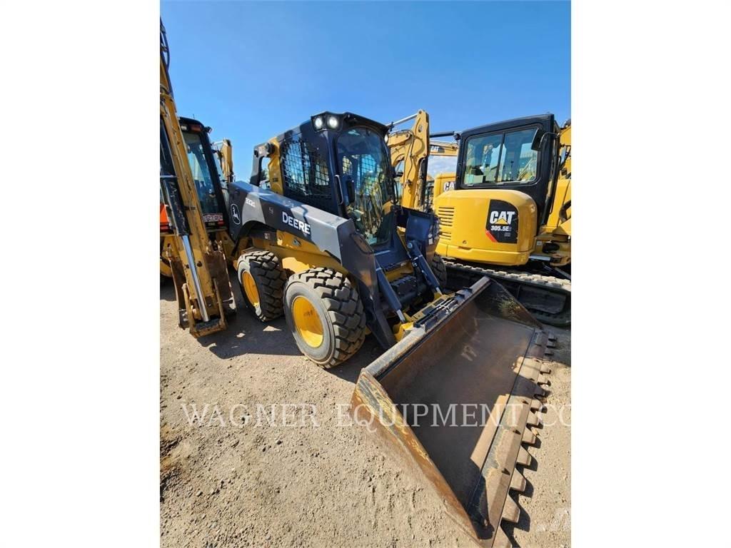 John Deere & CO. 332G Mini Pale Gommate