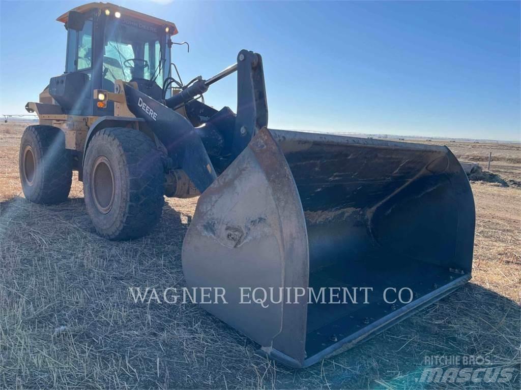 John Deere & CO. 524L HL Pale gommate
