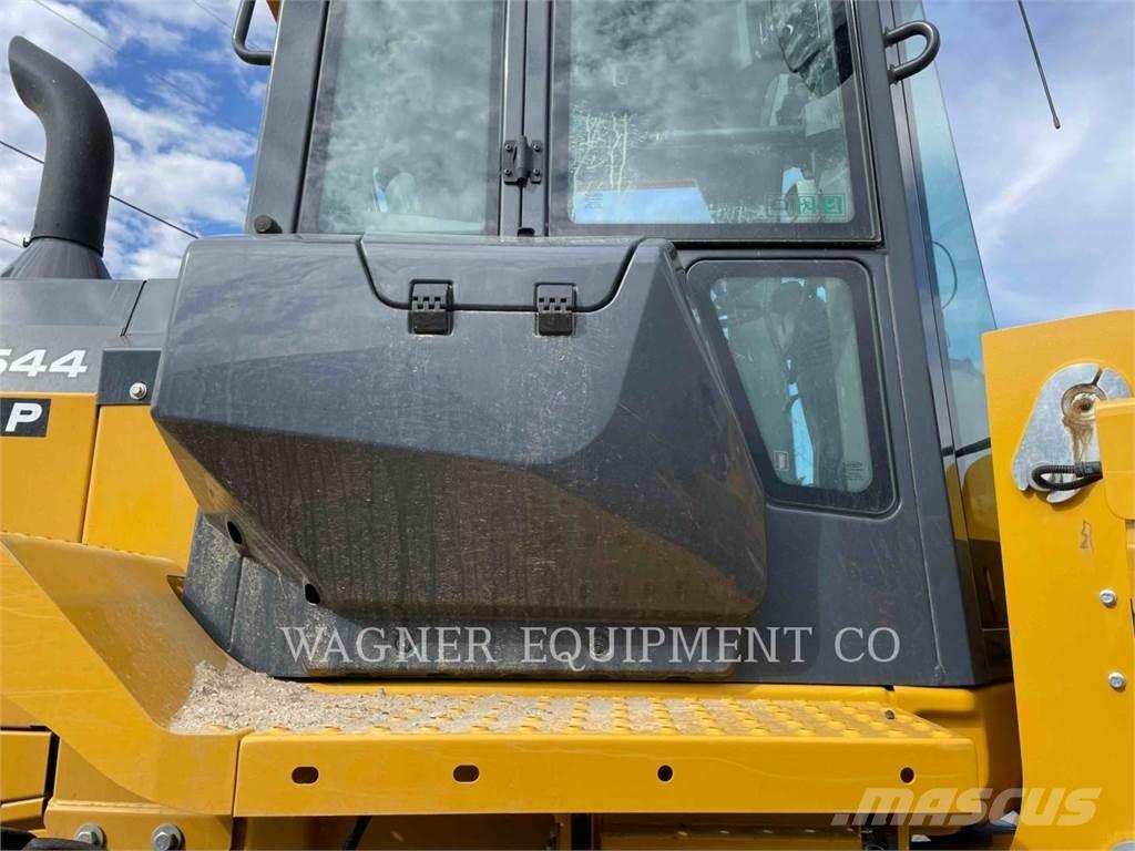 John Deere & CO. 544P Pale gommate