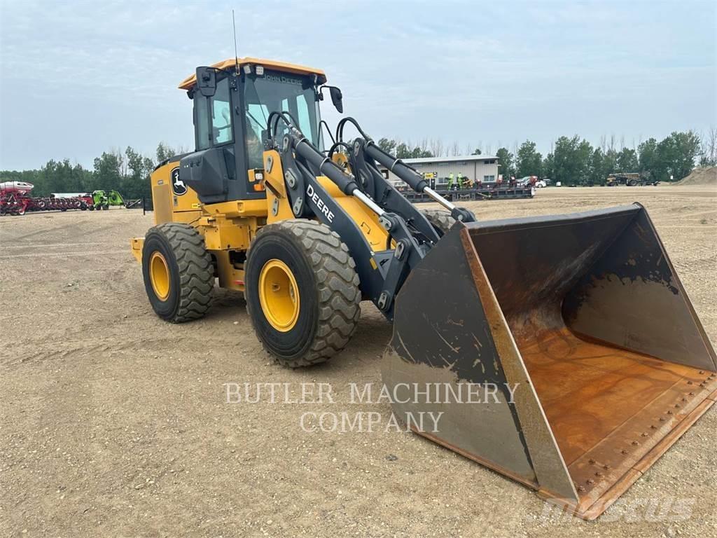 John Deere & CO. 624L Pale gommate