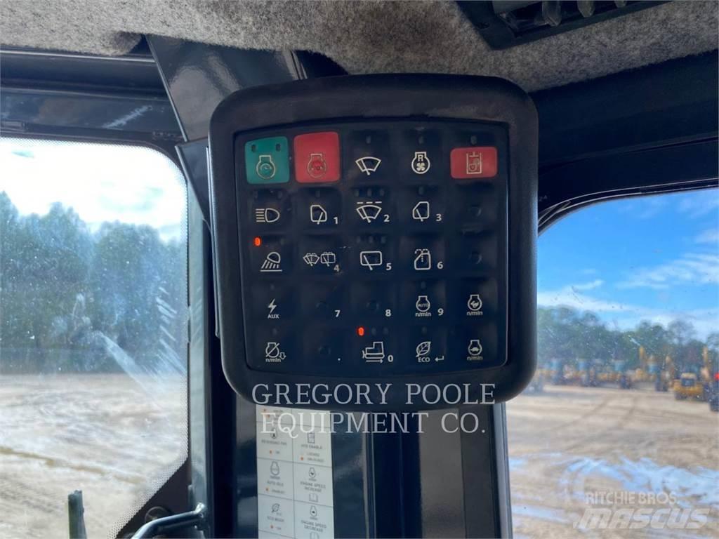 John Deere & CO. 650KLGP Dozer cingolati