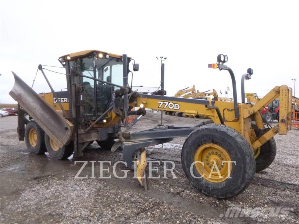 John Deere & CO. 770D Dozer cingolati