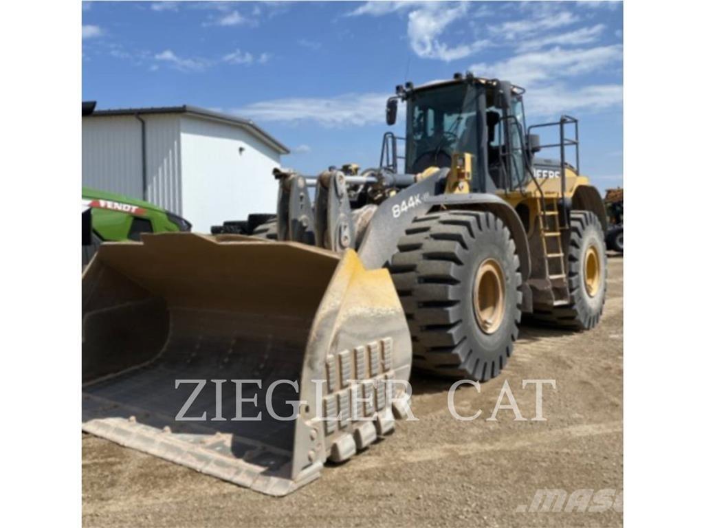 John Deere & CO. 844K Pale gommate