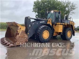 John Deere & CO. 944K Pale gommate