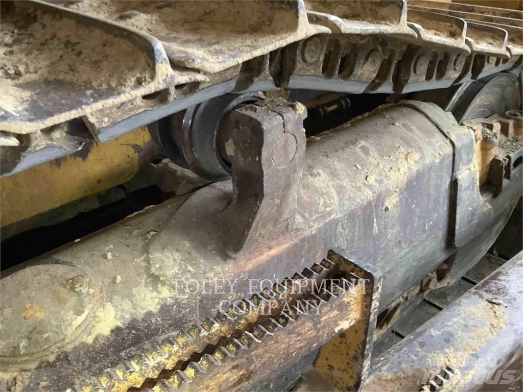 Komatsu D65EX17 Dozer cingolati