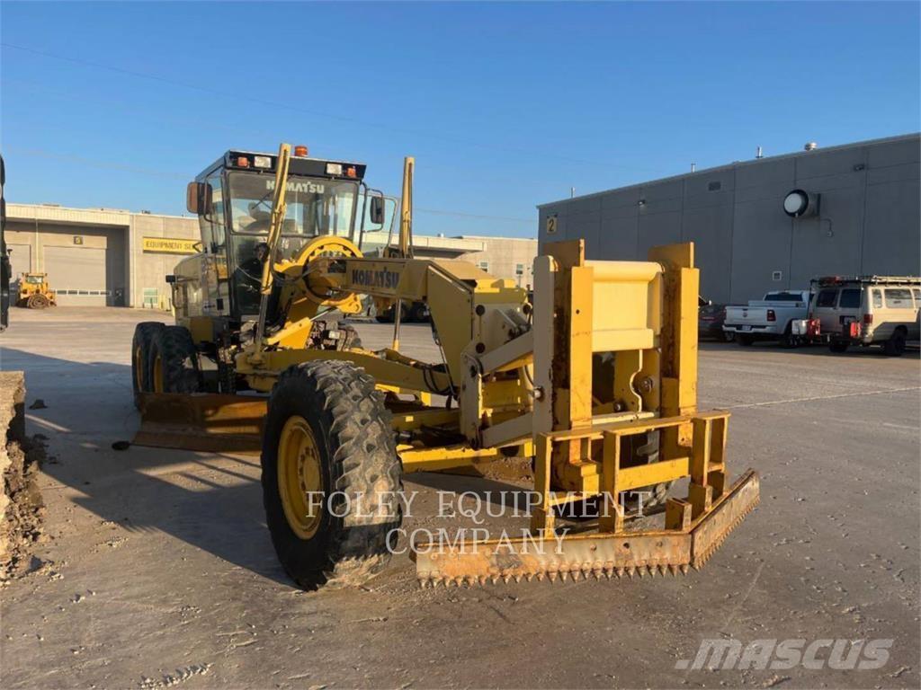 Komatsu GD655-3 Motorgraders