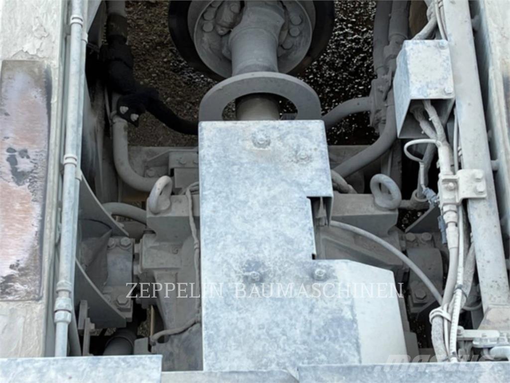 Komatsu HD405-7 Dumpers articolati