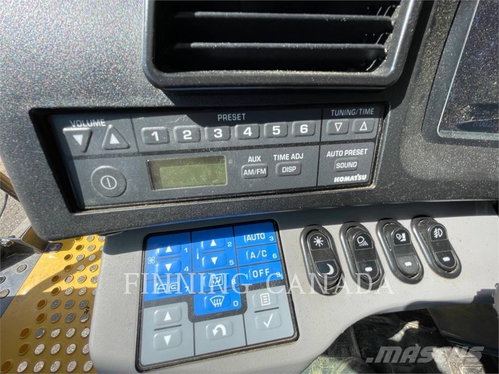 Komatsu HD605-8 Dumpers articolati