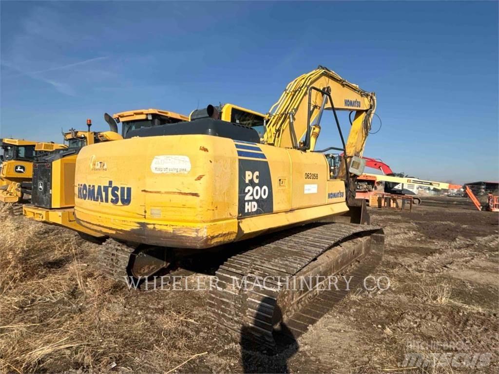 Komatsu PC200-8 Escavatori cingolati