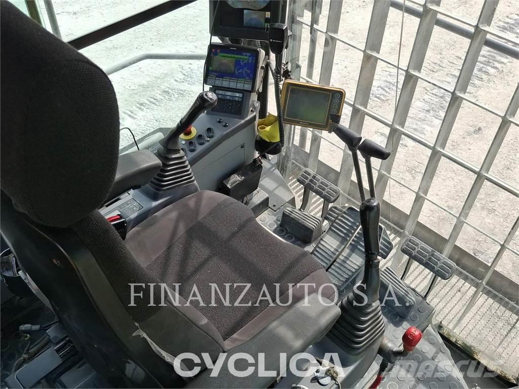 Komatsu PC2000-11 Escavatori cingolati