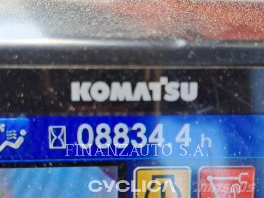Komatsu PC210 Escavatori cingolati
