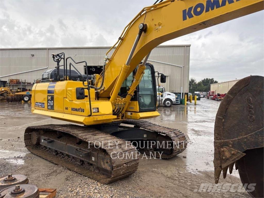 Komatsu PC210 Escavatori cingolati