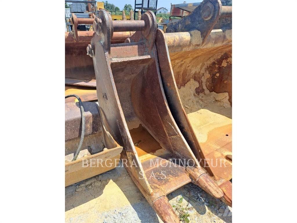 Komatsu PC210LC Escavatori cingolati