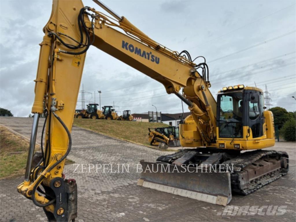 Komatsu PC228 Escavatori cingolati