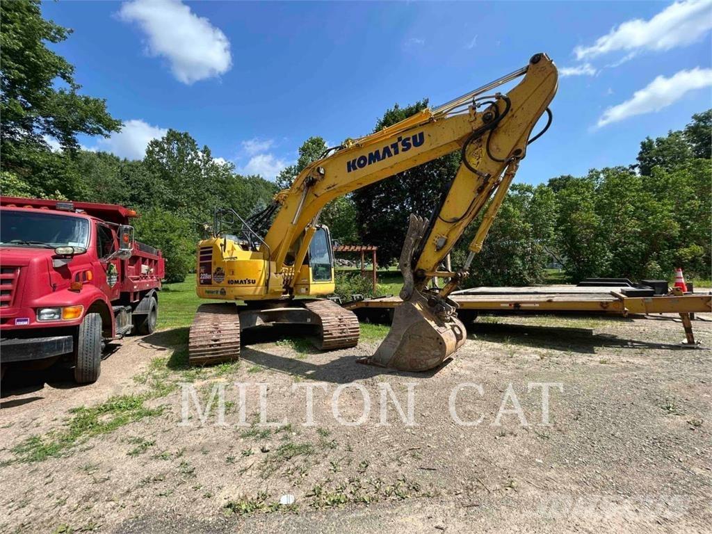 Komatsu PC228USLC-10 Escavatori cingolati