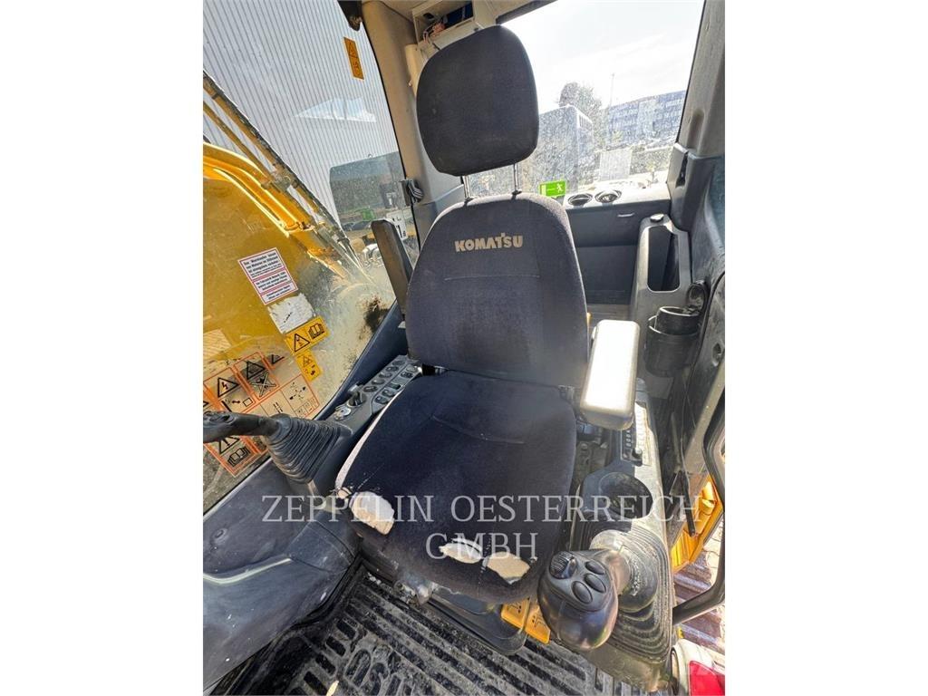Komatsu PC450LC-8 Escavatori cingolati