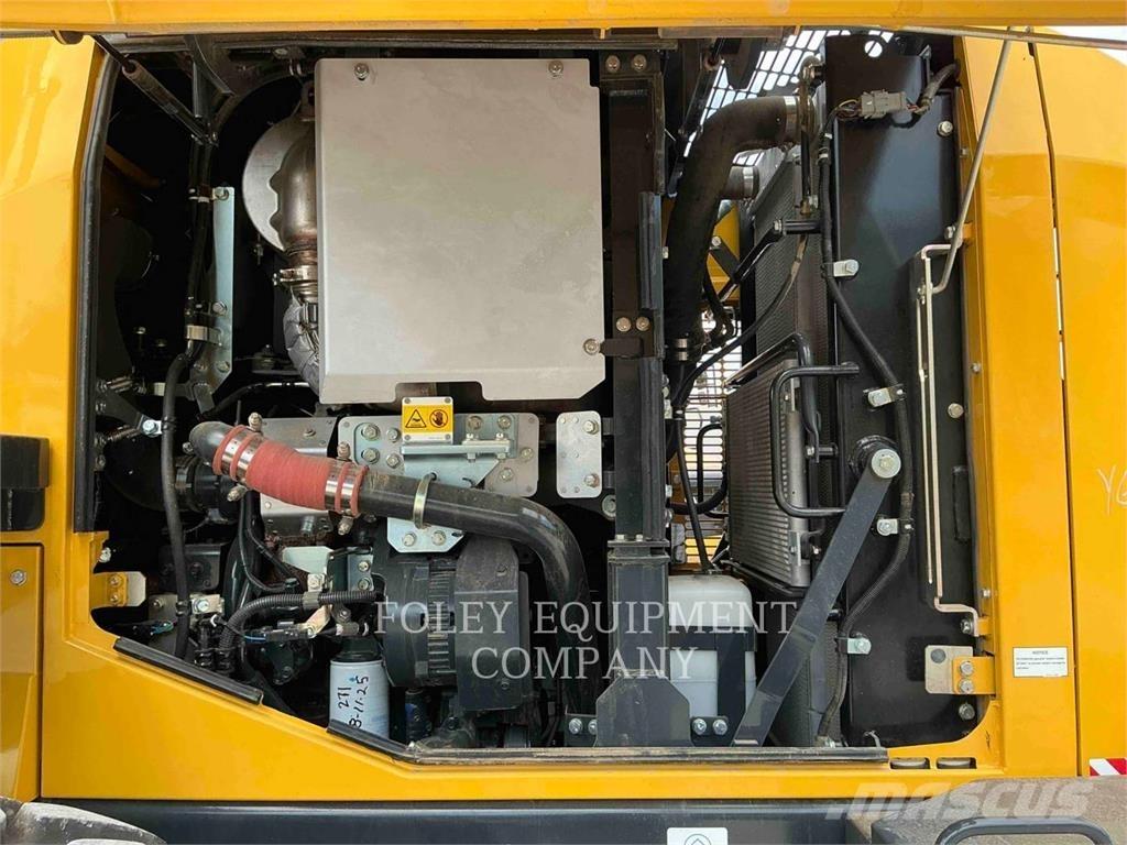Komatsu WA200-8 Pale gommate