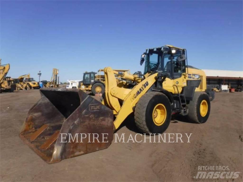 Komatsu WA320-8 Pale gommate