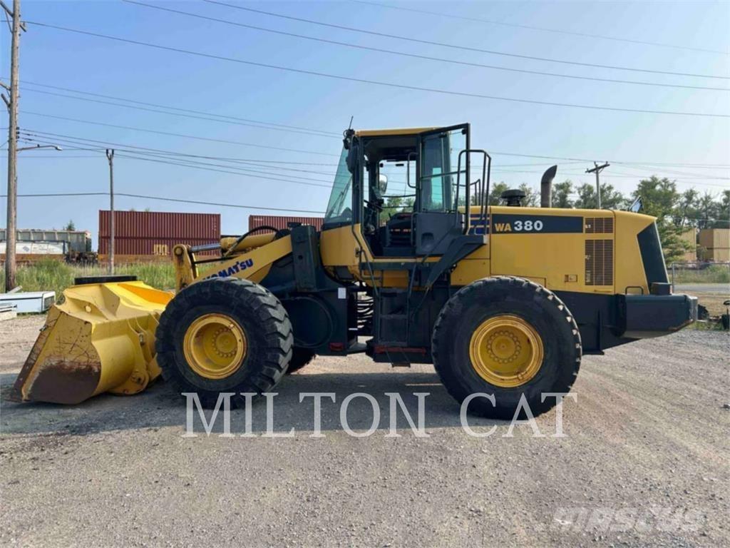 Komatsu WA380 Pale gommate