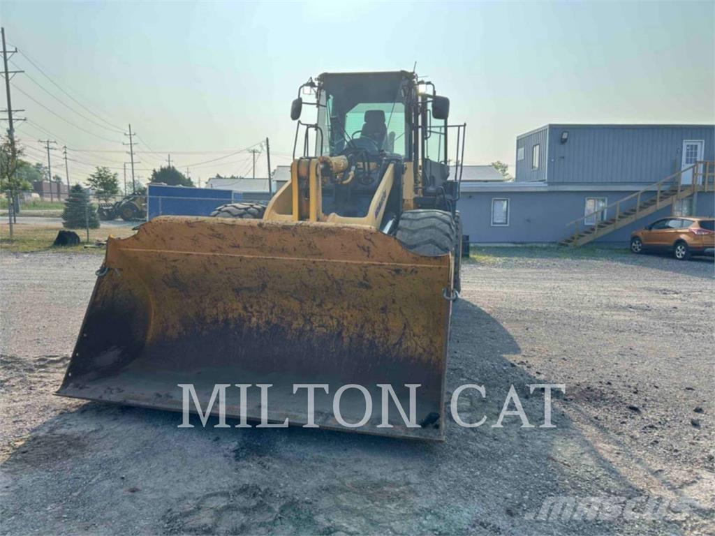 Komatsu WA380 Pale gommate