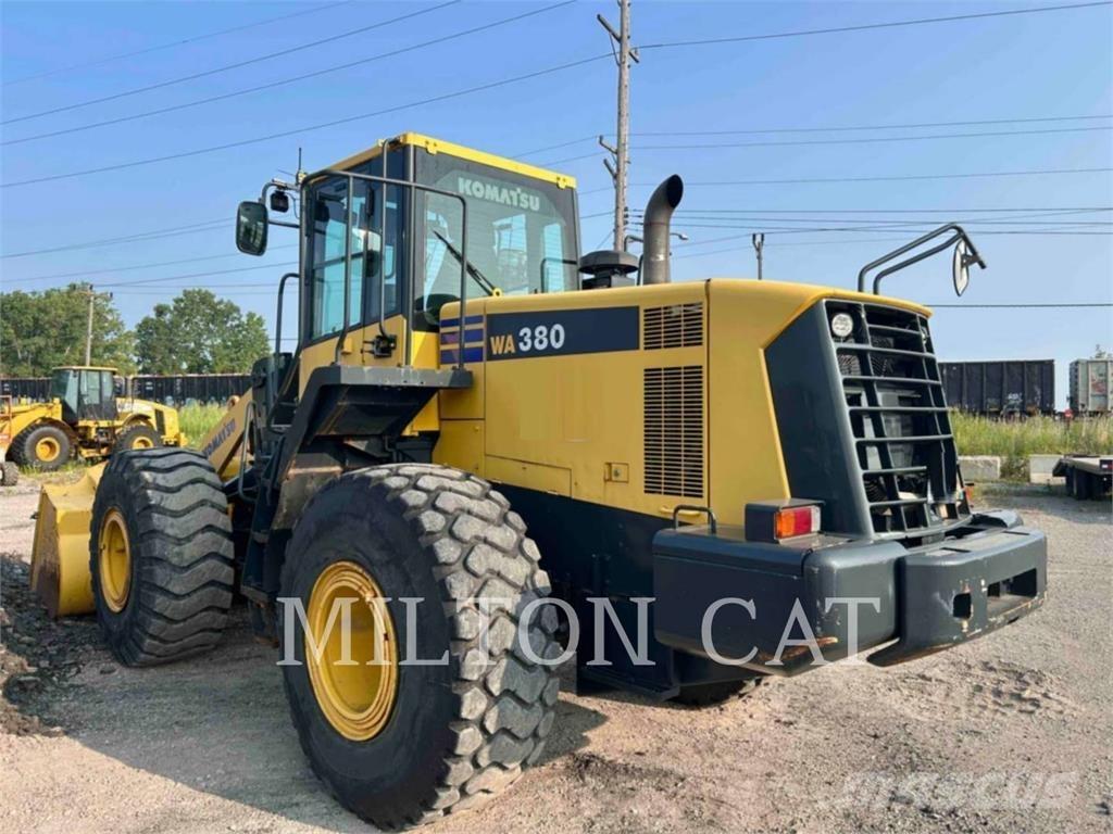 Komatsu WA380 Pale gommate
