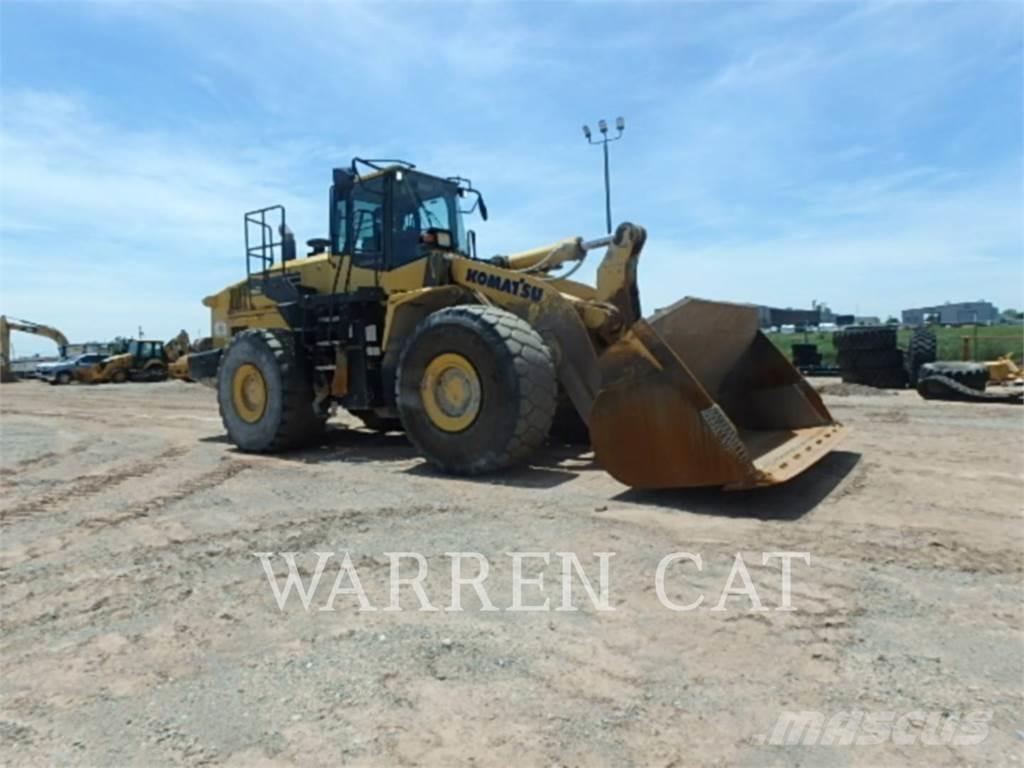 Komatsu WA500-7 Pale gommate