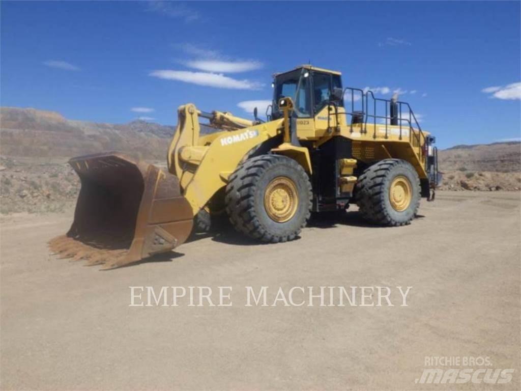 Komatsu WA600-6 Pale gommate