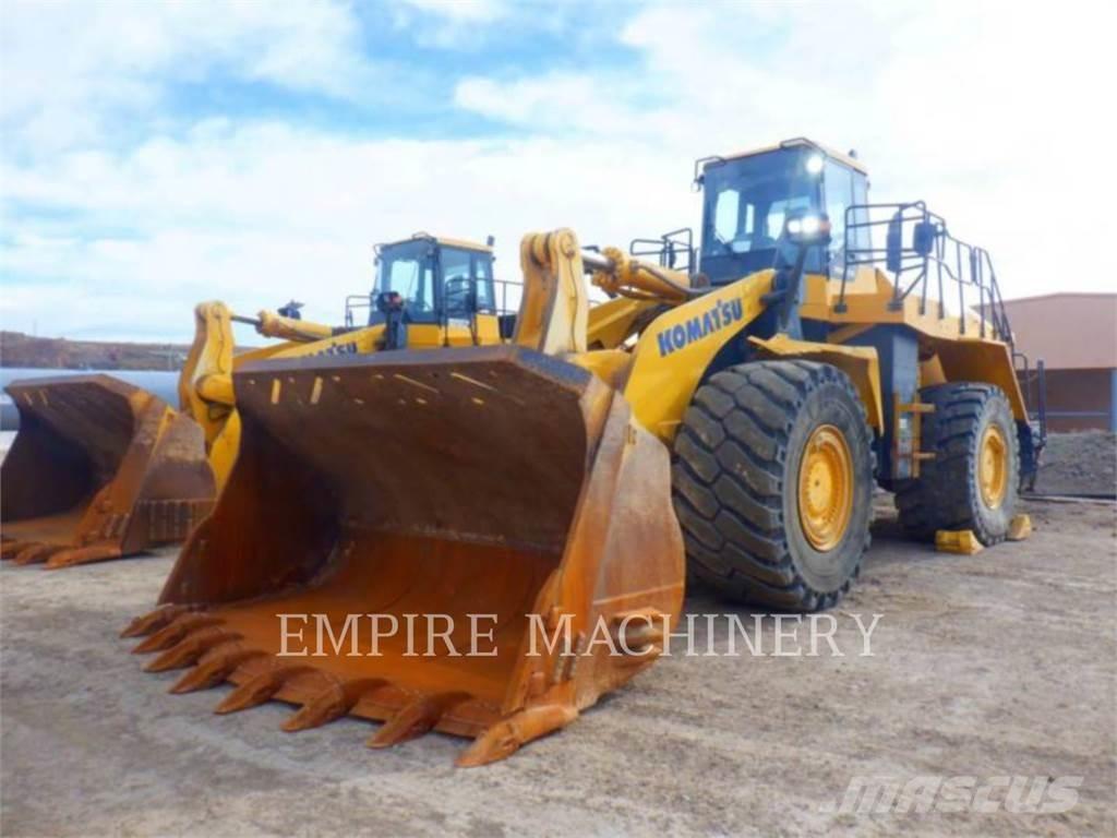 Komatsu WA600-8 Pale gommate