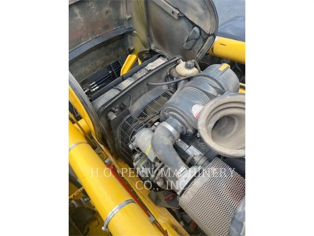 Komatsu WB150 Terne