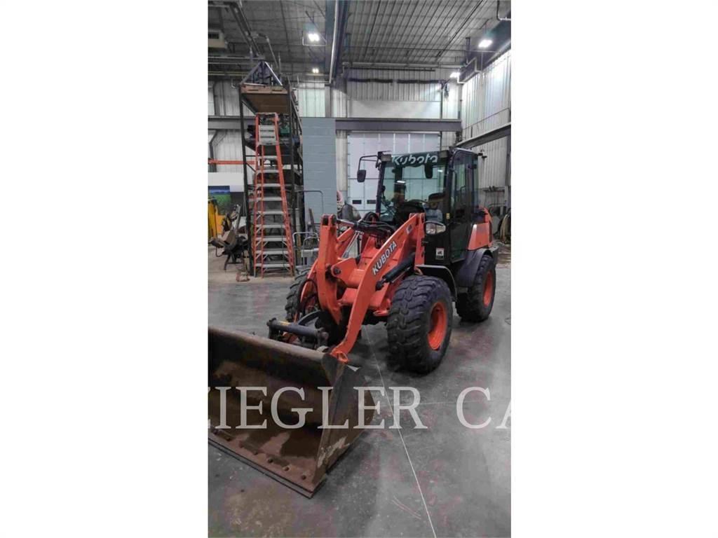 Kubota R630 Pale gommate