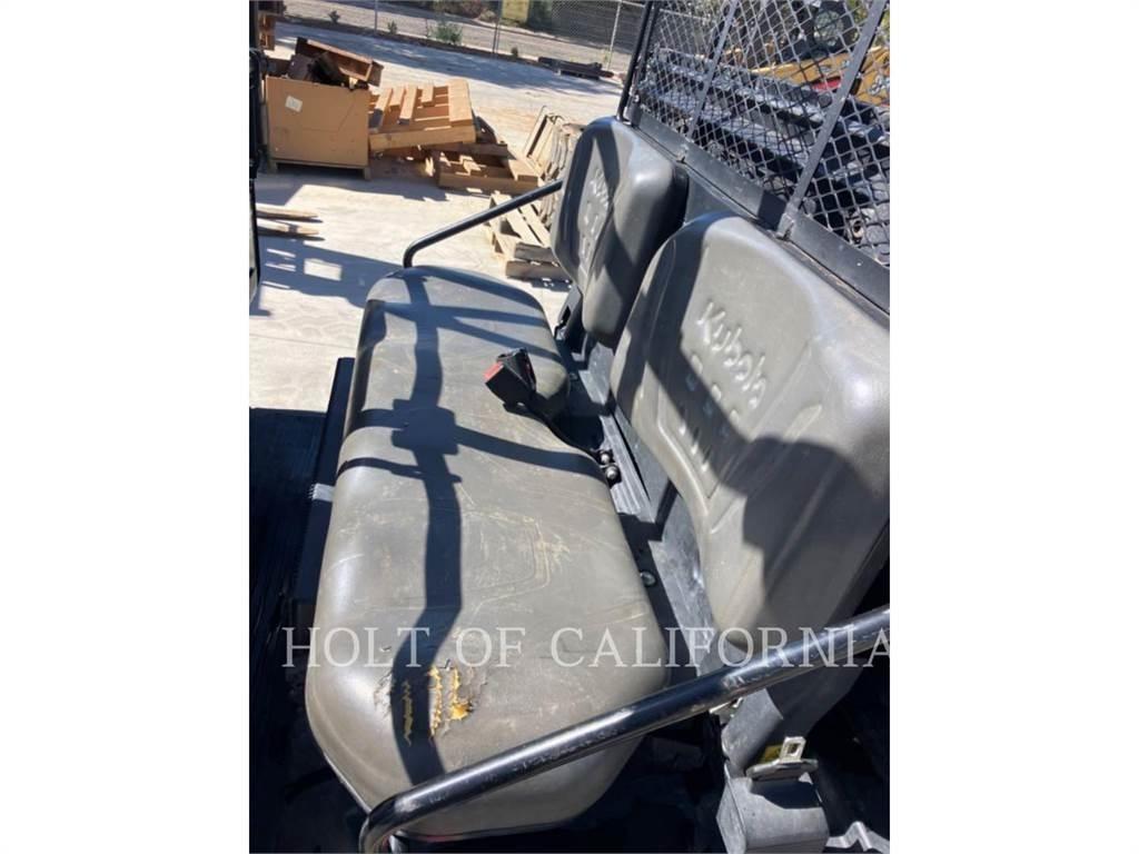 Kubota RTVX1140W Golf cart