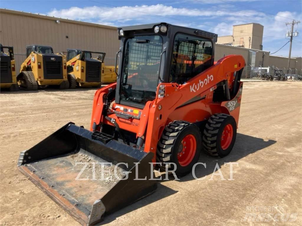 Kubota SSV65 Mini Pale Gommate